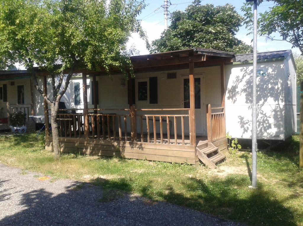 Campeggio Amici Di Lazise Eksteriør bilde
